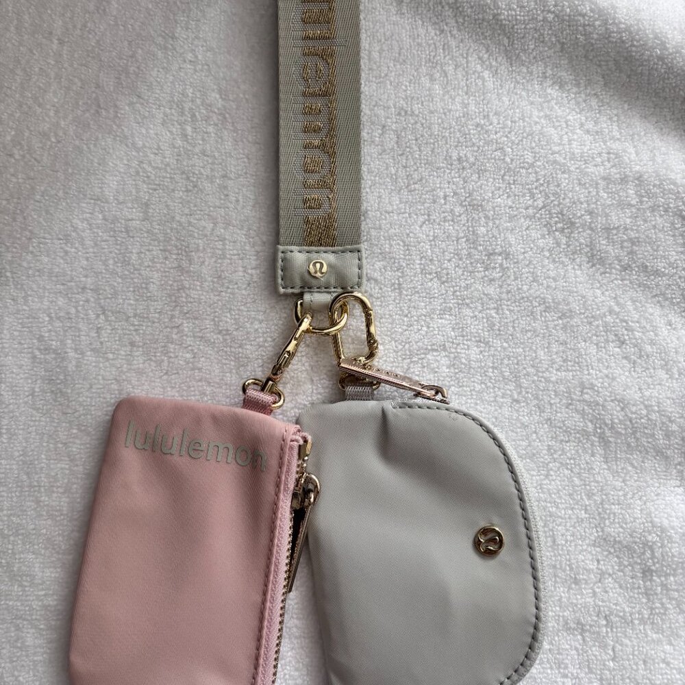 Lululemon Dual Pouch Wristlet